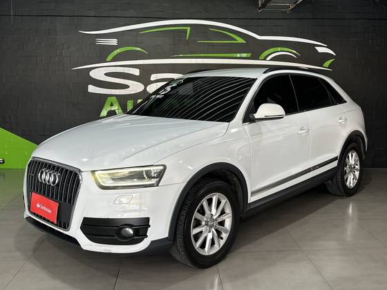 AUDI Q3 2.0 TFSI AMBIENTE QUATTRO 4P GASOLINA S TRONIC